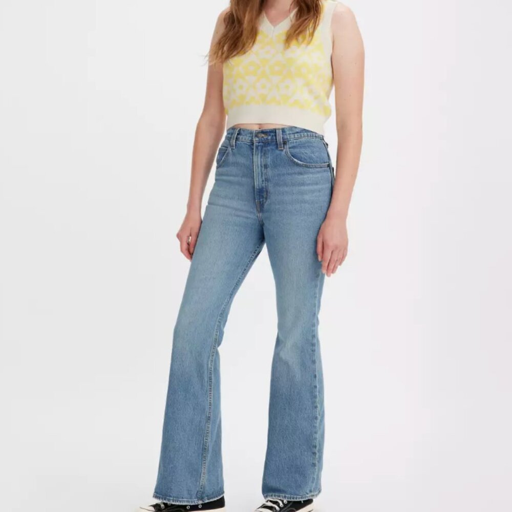 Levi's 70's High Rise Flare Women's Jeans - Size 27